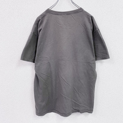 GILDAN　ギルダン　レーナードスキナード　半袖プリントTシャツ　バンドＴ　グレー　Lサイズ