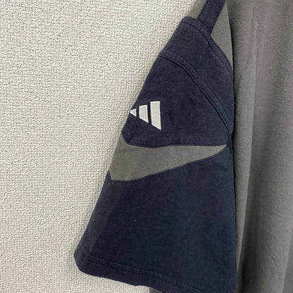古着 used　adidas アディダス　万国旗タグ　半袖ワンポイントロゴ刺繍Tシャツ　ライン　グレー　ビックシルエット