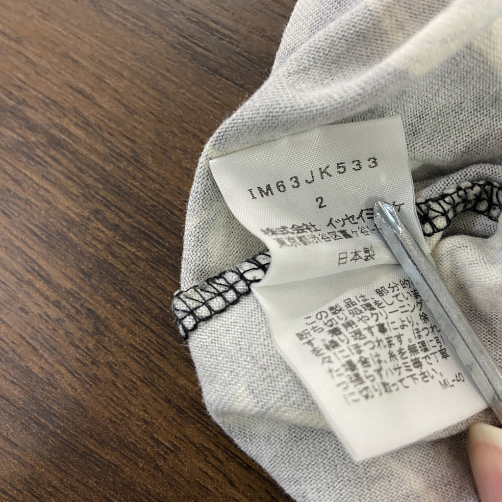 ISSEY MIYAKE　イッセイミヤケ　半袖プリントTシャツ　総柄　花柄　黒　ブラック