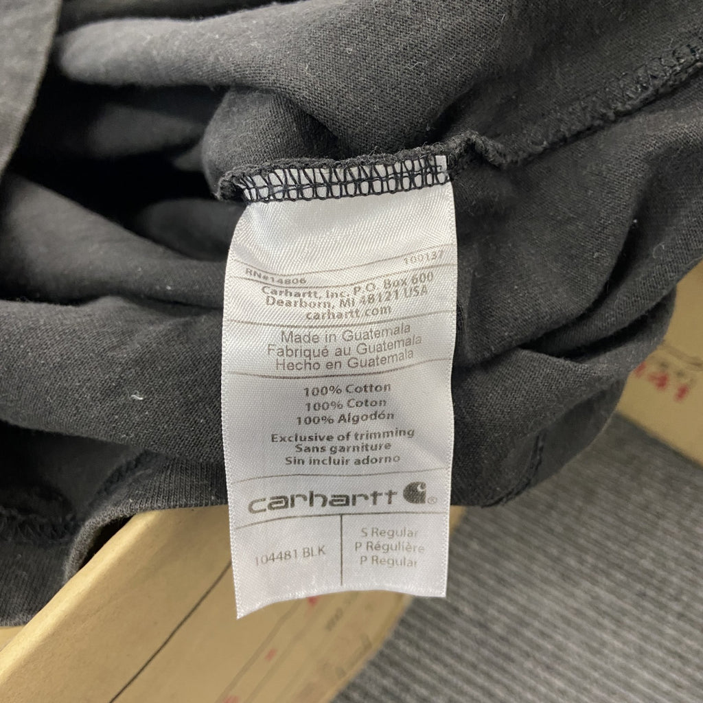 Carhartt　カーハート　長袖プリントTシャツ/ロンT　ポケT　黒　ブラック　Sサイズ