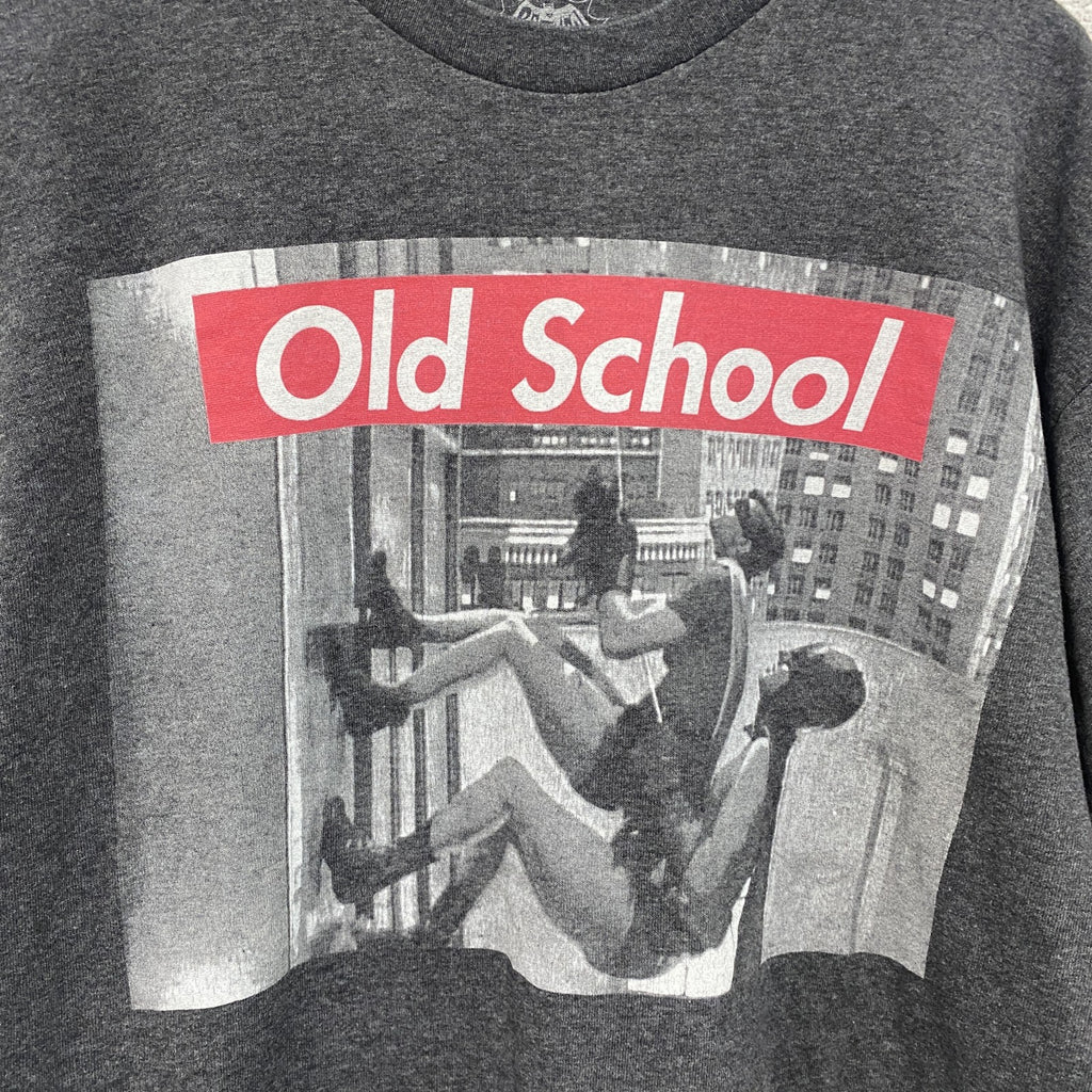 BAT MAN　バットマン　半袖プリントTシャツ　アメコミT　灰色　ダークグレー　Lサイズ