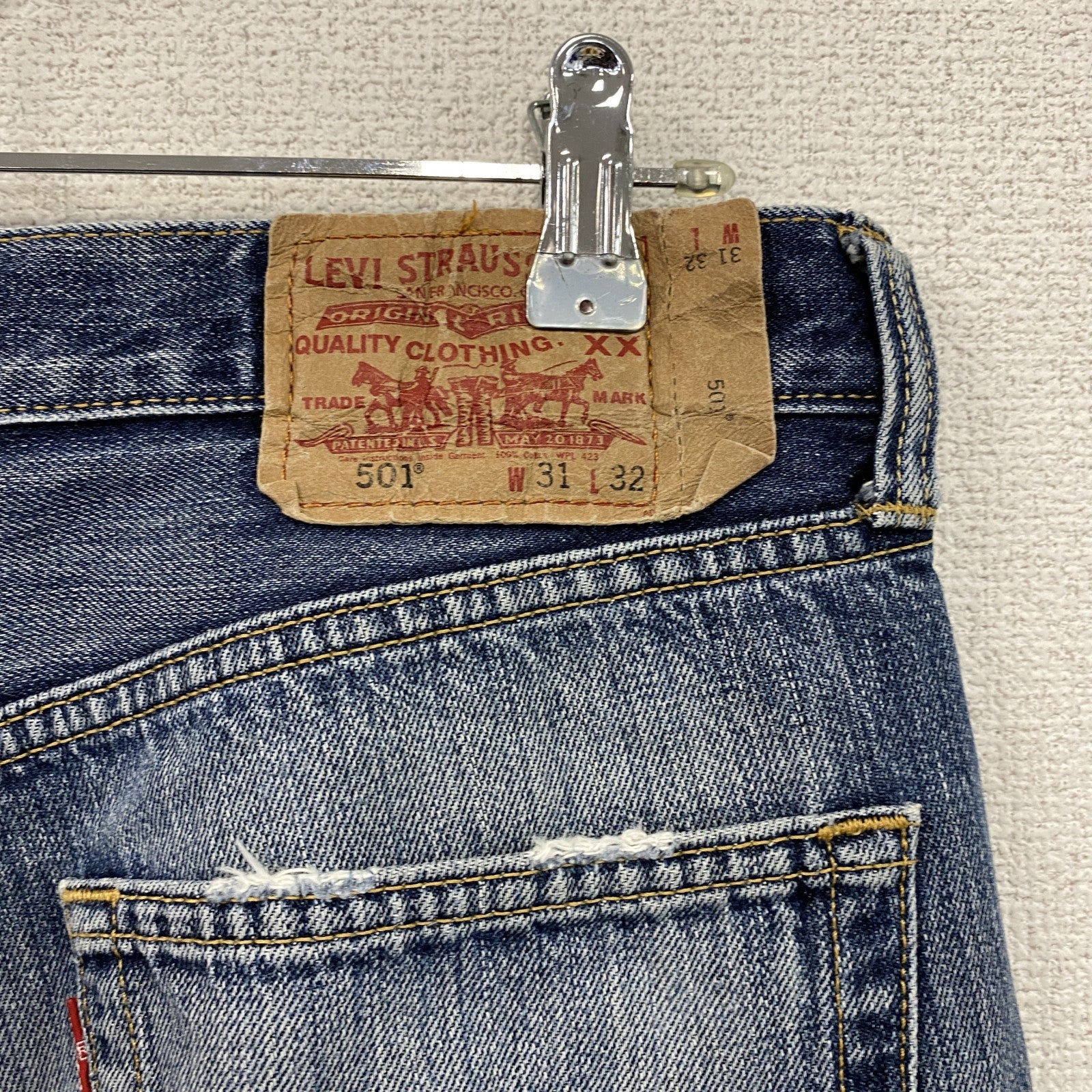 Levi’s　リーバイス　501　デニムパンツ/ジーンズ　縦落ち　鬼ヒゲ　ボタンフライ　インディゴ　W31サイズ