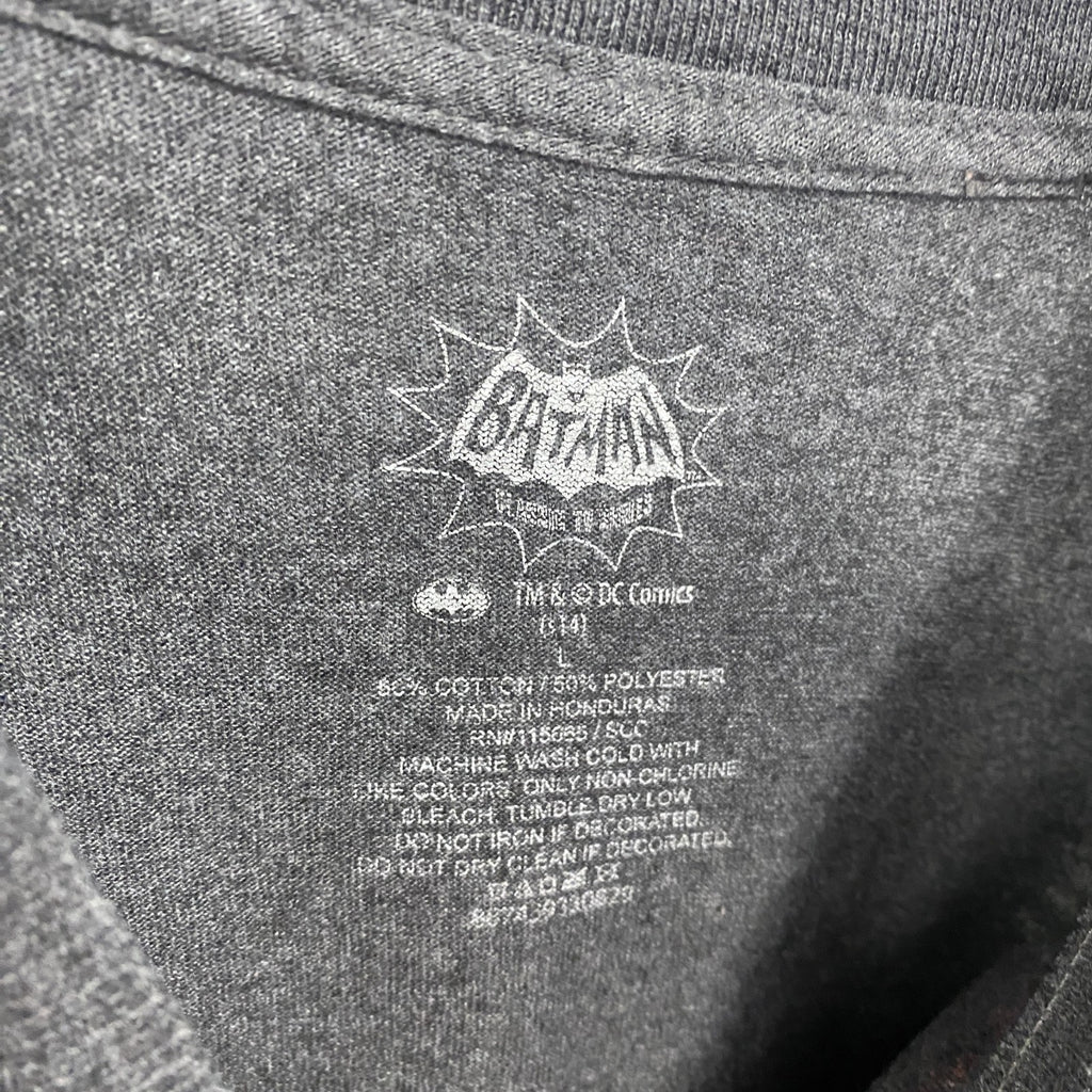 BAT MAN　バットマン　半袖プリントTシャツ　アメコミT　灰色　ダークグレー　Lサイズ
