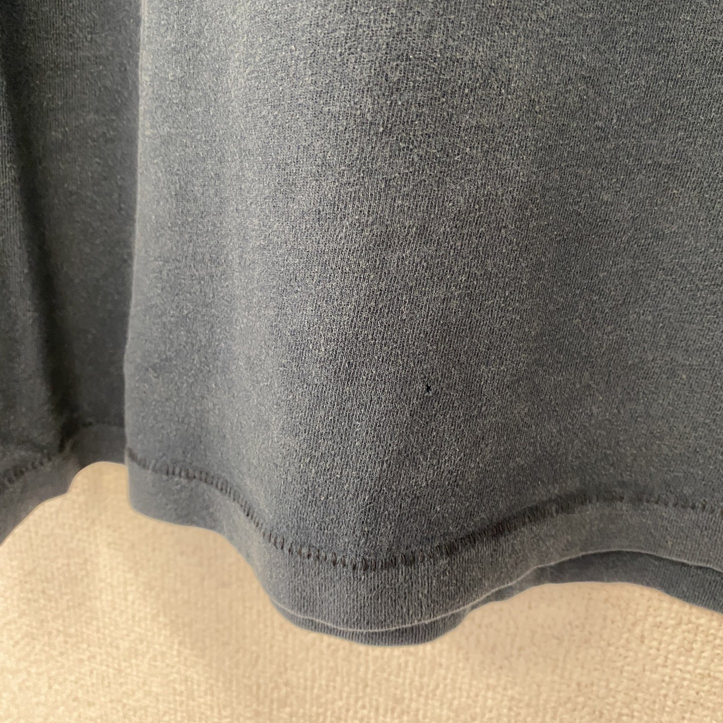 古着 used　HOLLISTER ホリスター　90s　半袖プリントTシャツ　クルーネック　シンプルデザイン　ネイビー　Mサイズ