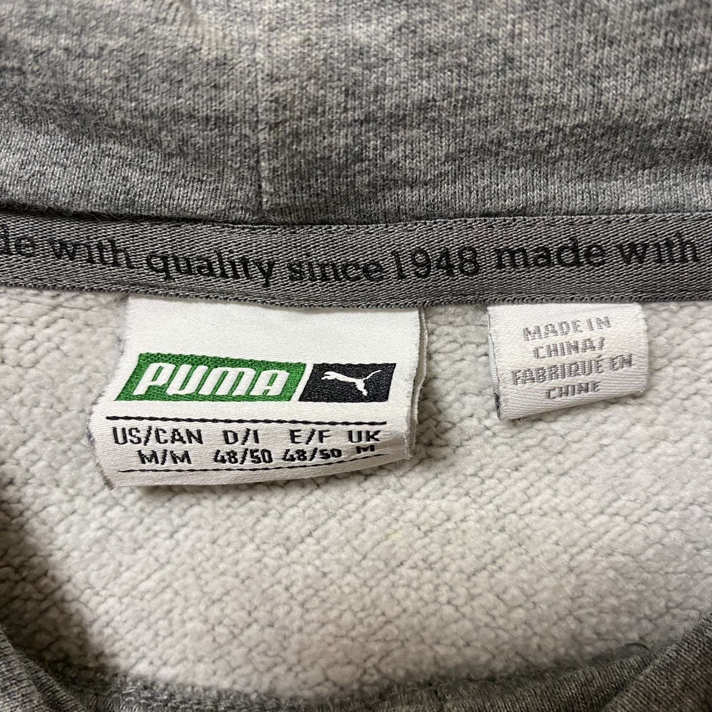 古着 used　PUMA プーマ　長袖ビッグロゴデザインパーカー　スウェットフーディ　グレー　カジュアル　前ポケット　Mサイズ