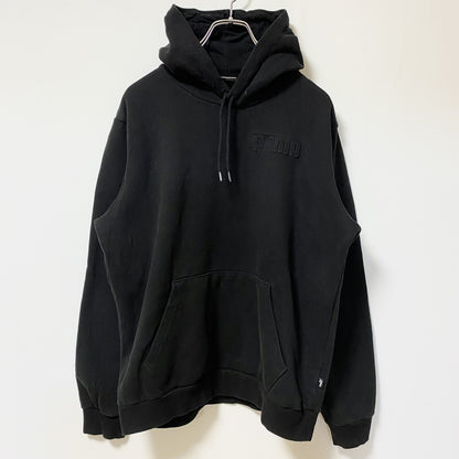 古着 used　PUMA プーマ　長袖ワンポイントロゴデザインパーカー　スウェットフーディ　黒　カジュアル　前ポケット　Mサイズ