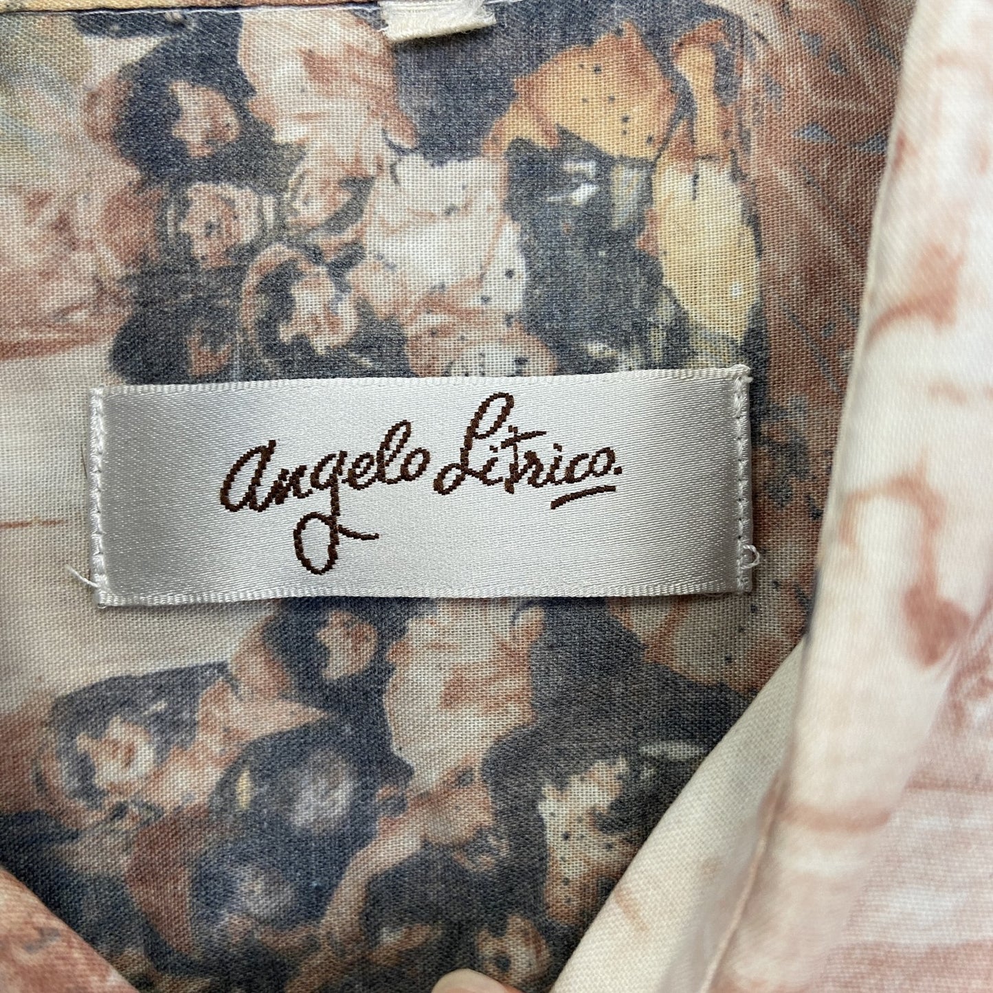 古着 used　Angelo Litrico.　半袖プリント柄シャツ　西洋画風　個性的デザイン　襟付き　総柄　レトロ　Lサイズ