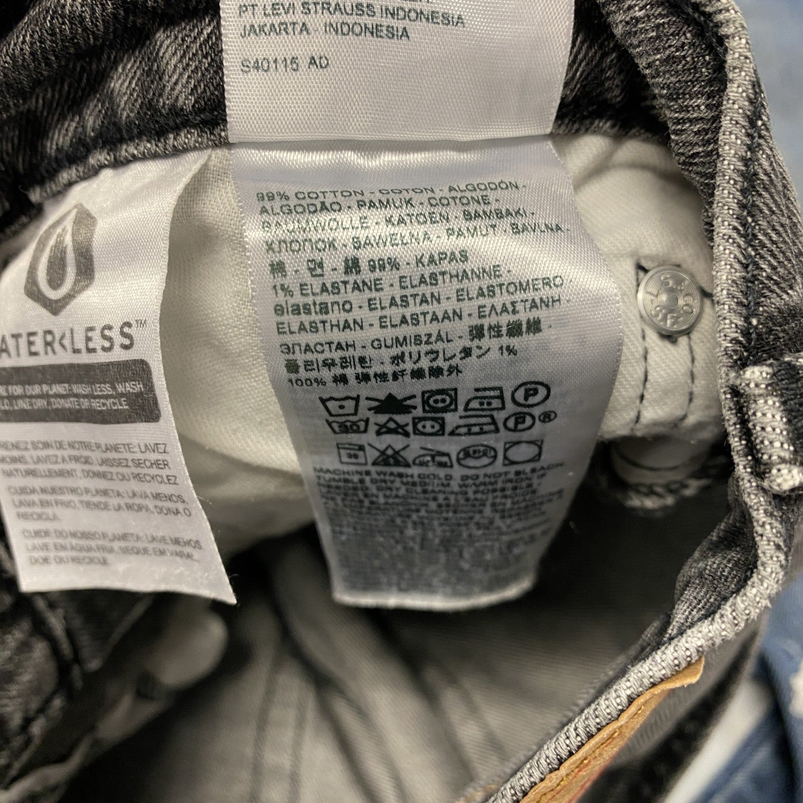 Levi’s　リーバイス　502　ブラックデニムパンツ/ジーンズ　ジップフライ　縦落ち　黒　ブラック　W32サイズ