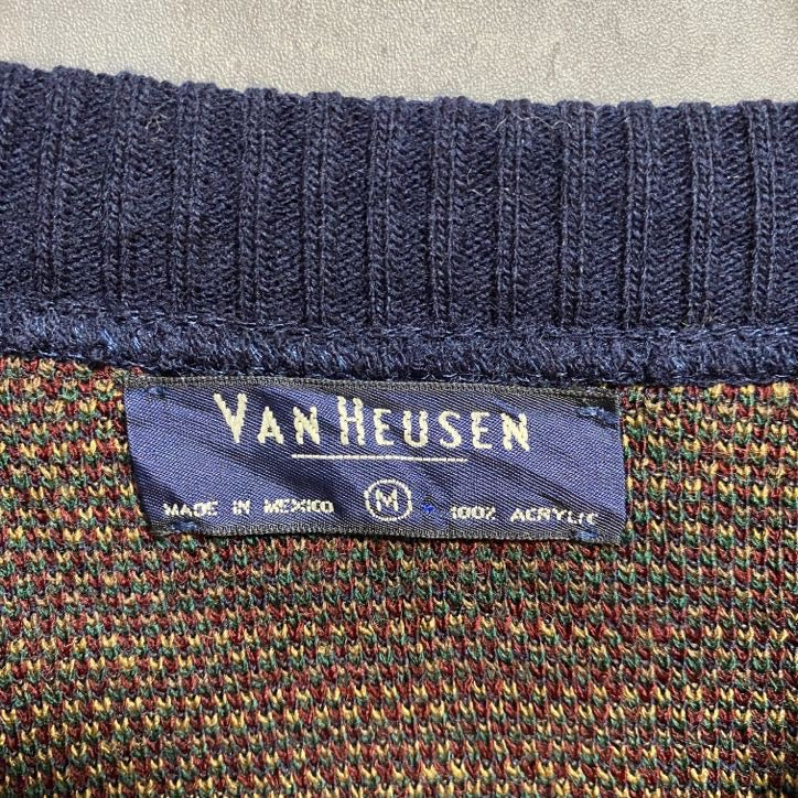 古着 used　VAN　HEUSEN ヴァンヒューゼン　メキシコ製　長袖チェックニット　セーター　クルーネック　Mサイズ