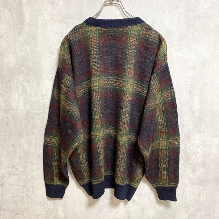 古着 used　VAN　HEUSEN ヴァンヒューゼン　メキシコ製　長袖チェックニット　セーター　クルーネック　Mサイズ
