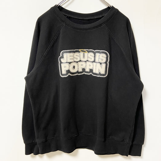 古着 used　JESUS IS POPPIN　長袖プリントスウェット　トレーナー　黒　ブラック　ラグランスリーブ　Lサイズ
