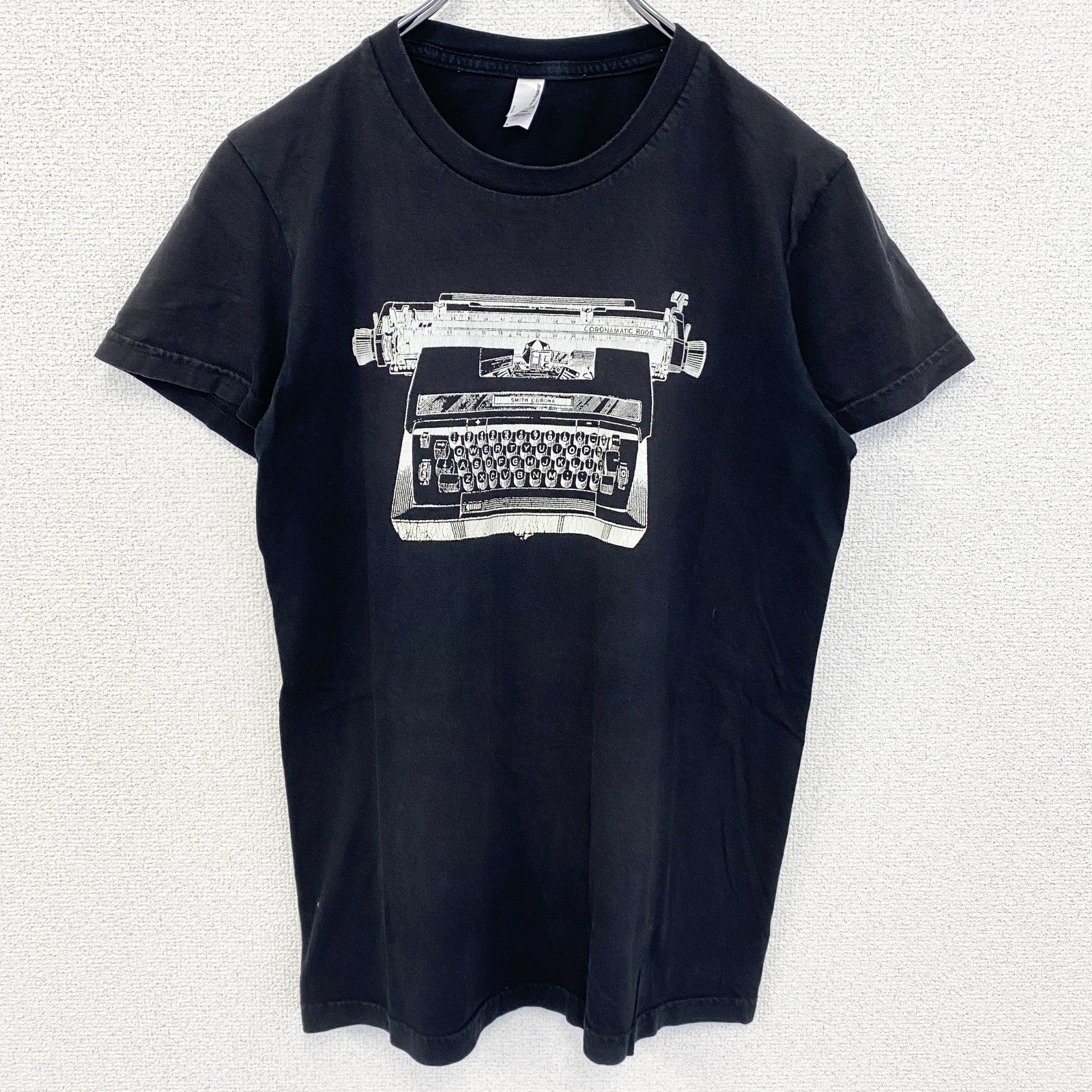 古着 used　アメリカンアパレル　半袖デザインプリントTシャツ　タイプライター　黒　ブラック　クルーネック