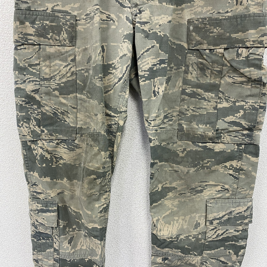 U.S.AIR FORCE　米空軍　ABU　カーゴパンツ　ミリタリーパンツ　8つポケット　デジタルカモ　迷彩　カーキ　30Rサイズ