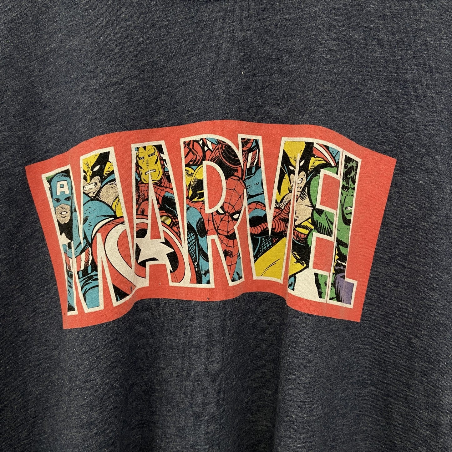 古着 used　MARVEL マーベル　半袖オリジナルプリントTシャツ　カジュアルデザイン　ネイビー　クルーネック　Mサイズ