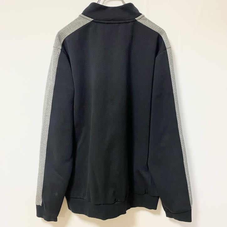 古着 used　PUMA プーマ　長袖フルジップスウェット　パーカー　ハイネック　バイカラー　黒　グレー　Lサイズ