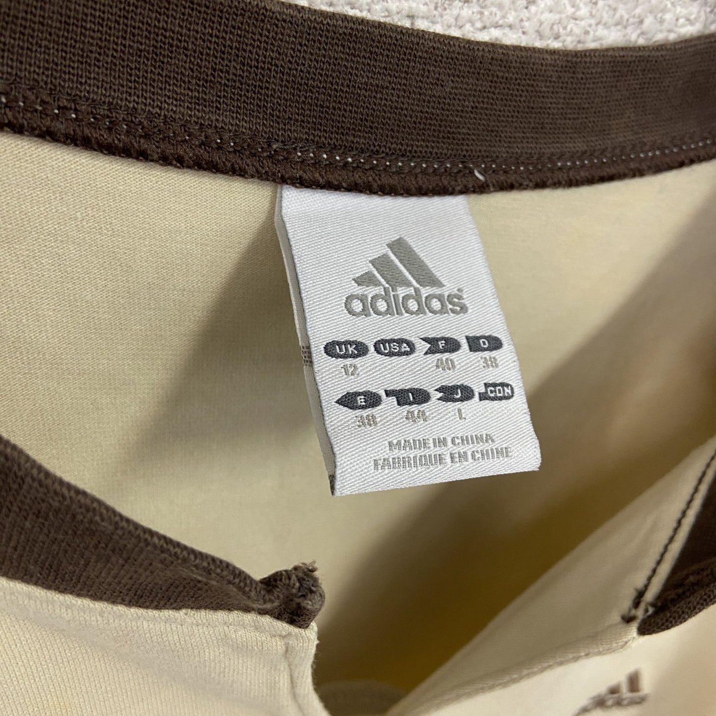 adidas　アディダス　半袖プリントTシャツ　茶色　ブラウン　ライトベージュ　バイカラー　Lサイズ