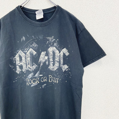 古着 used　GILDAN　半袖ロックプリントTシャツ　AC/DC　ROCK OF BUST　黒　クルーネック　Mサイズ