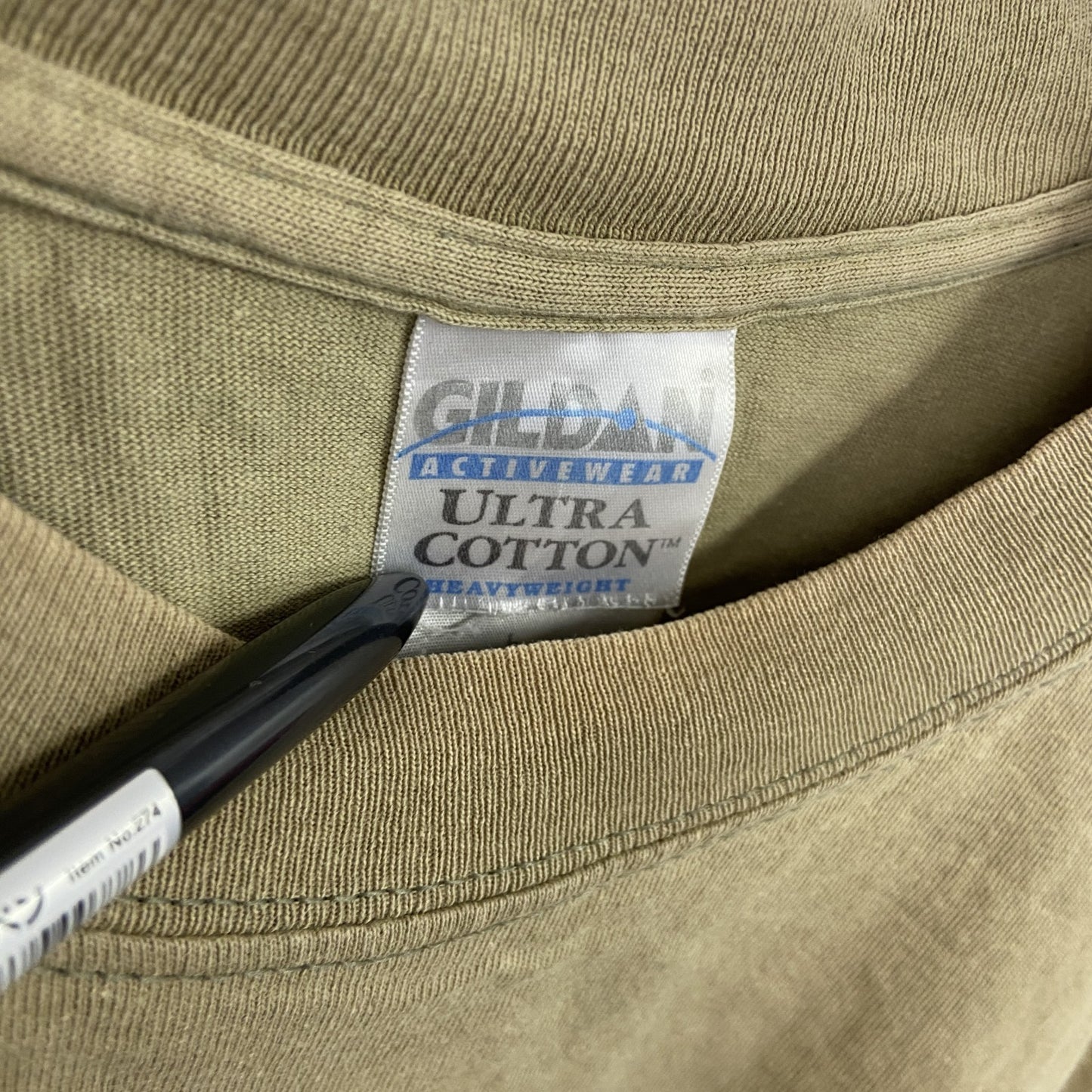 GILDAN　ギルダン　半袖プリントTシャツ　カーキ　Lサイズ