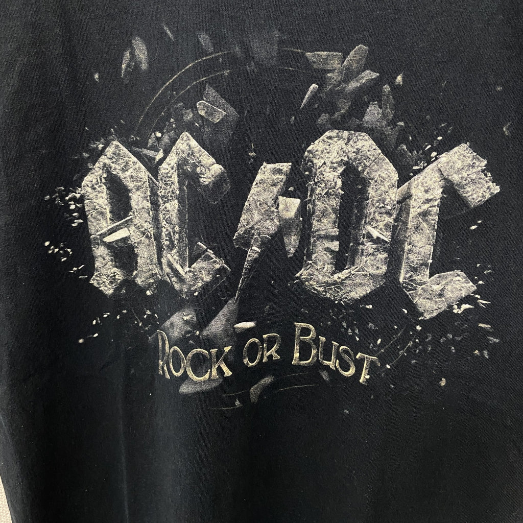 古着 used　GILDAN　半袖ロックプリントTシャツ　AC/DC　ROCK OF BUST　黒　クルーネック　Mサイズ