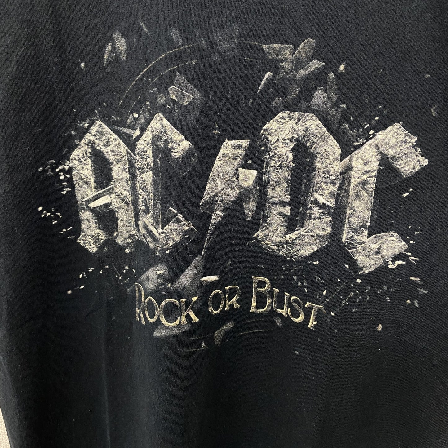 古着 used　GILDAN　半袖ロックプリントTシャツ　AC/DC　ROCK OF BUST　黒　クルーネック　Mサイズ