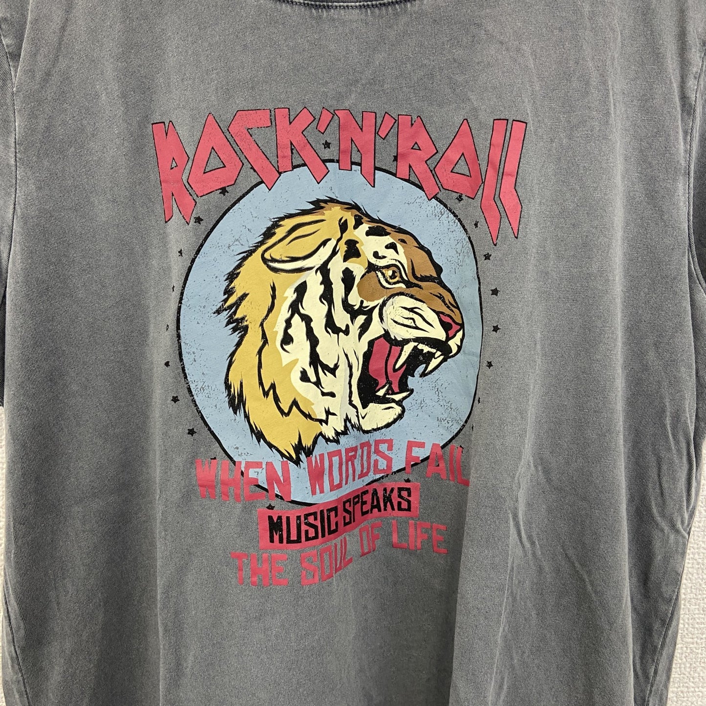 古着 used　ONLY オンリー　半袖プリントTシャツ　ROCK'N'ROLL　タイガー　グレー　クルーネック　レトロ　Lサイズ