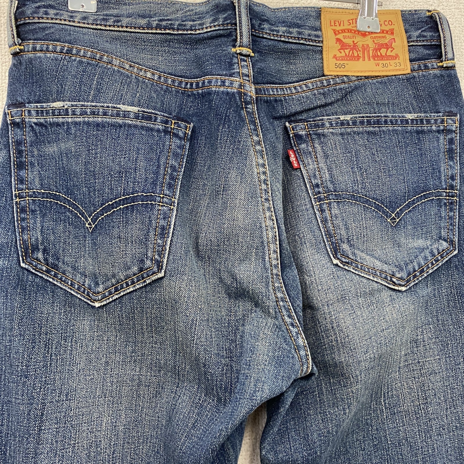 Levi's　リーバイス　505　デニムパンツ/ジーンズ　縦落ち　鬼ヒゲ　フェード　ジップフライ　インディゴ　W30サイズ