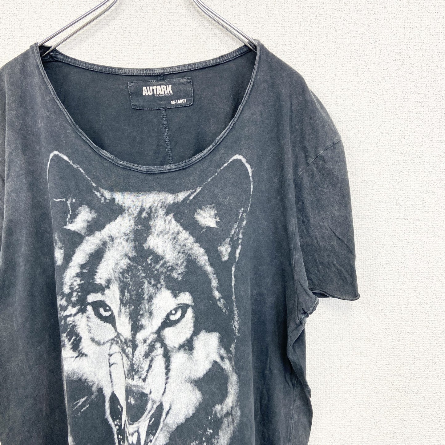 古着 used　AUTARK　半袖プリントTシャツ　カジュアルデザイン　オオカミ　灰色　クルーネック　レトロ　XXLサイズ