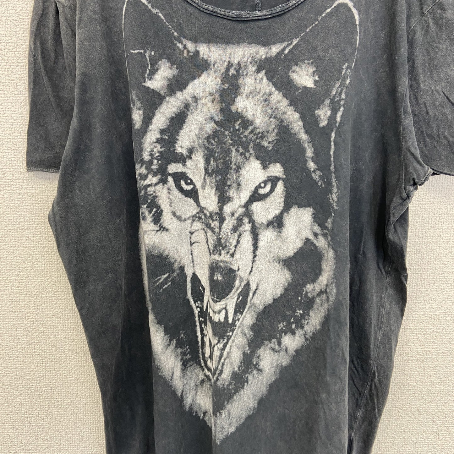 古着 used　AUTARK　半袖プリントTシャツ　カジュアルデザイン　オオカミ　灰色　クルーネック　レトロ　XXLサイズ