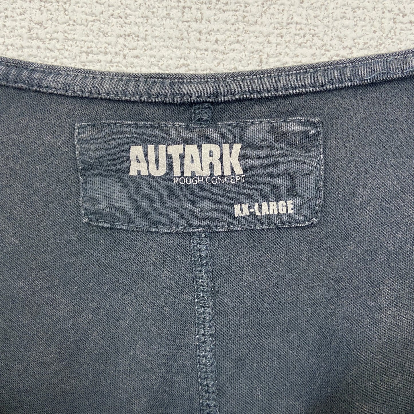 古着 used　AUTARK　半袖プリントTシャツ　カジュアルデザイン　オオカミ　灰色　クルーネック　レトロ　XXLサイズ