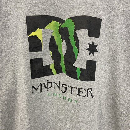 古着 used　DC ディーシー　半袖ロゴプリントTシャツ　モンスターエナジー　グレー　クルーネック　レトロデザイン　Lサイズ
