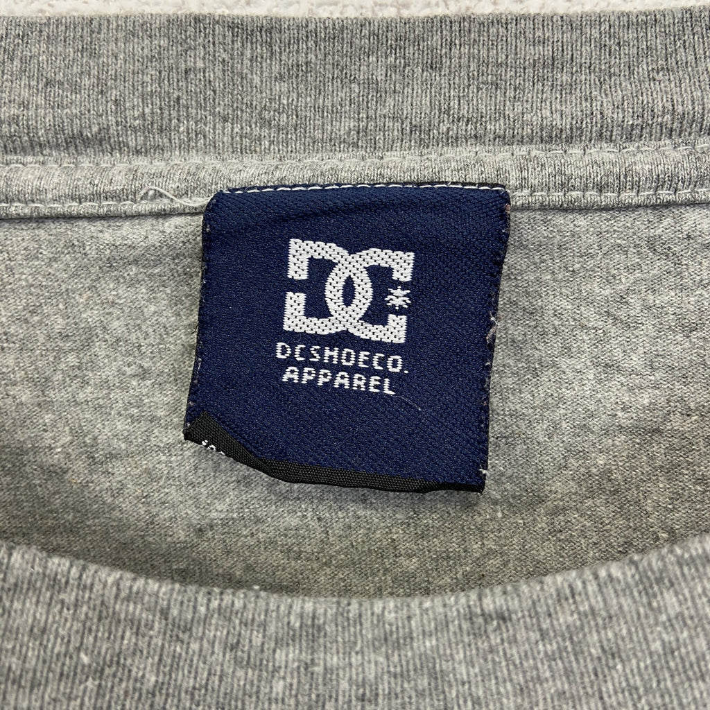 古着 used　DC ディーシー　半袖ロゴプリントTシャツ　モンスターエナジー　グレー　クルーネック　レトロデザイン　Lサイズ