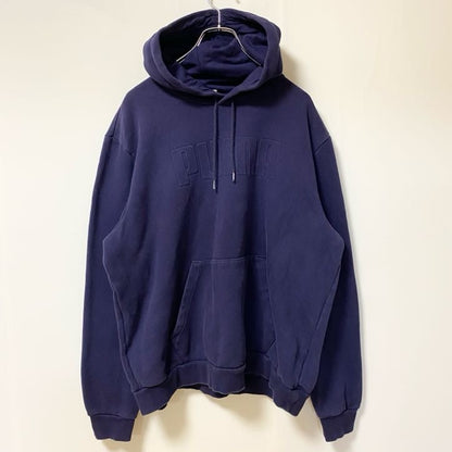古着 used　PUMA プーマ　長袖ワンポイントロゴデザインパーカー　スウェットフーディ　ネイビー　前ポケット　XLサイズ