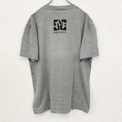 古着 used　DC ディーシー　半袖ロゴプリントTシャツ　モンスターエナジー　グレー　クルーネック　レトロデザイン　Lサイズ