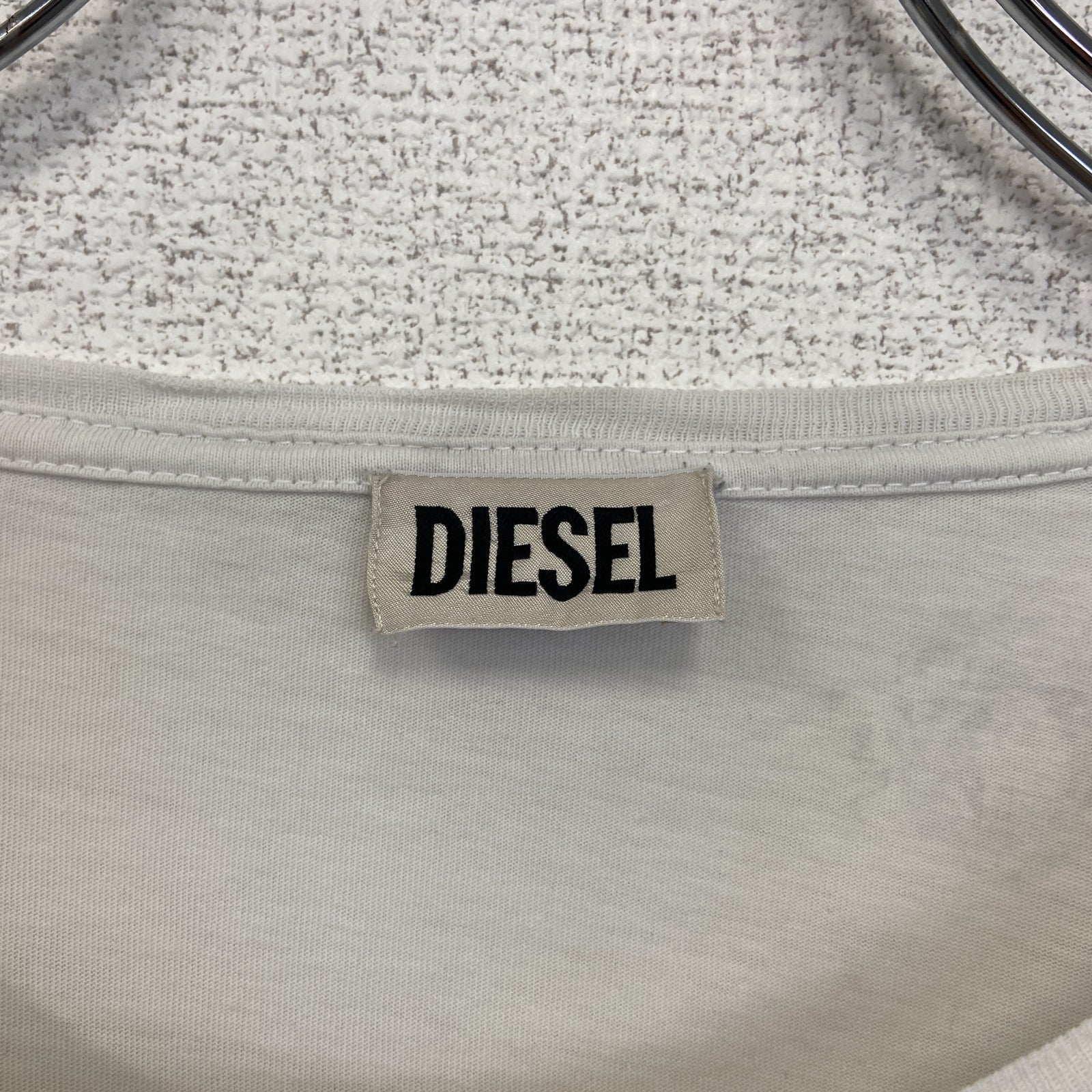 古着 used　DIESEL ディーゼル　半袖プリントTシャツ　カジュアル　シングルステッチ　白　クルーネック　レトロ　Mサイズ