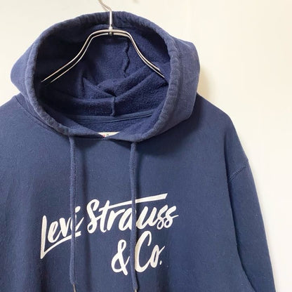 古着 used　LEVI’S リーバイス　長袖プリントデザインスウェット　フーディー　スウェット　ネイビー　XXＬサイズ