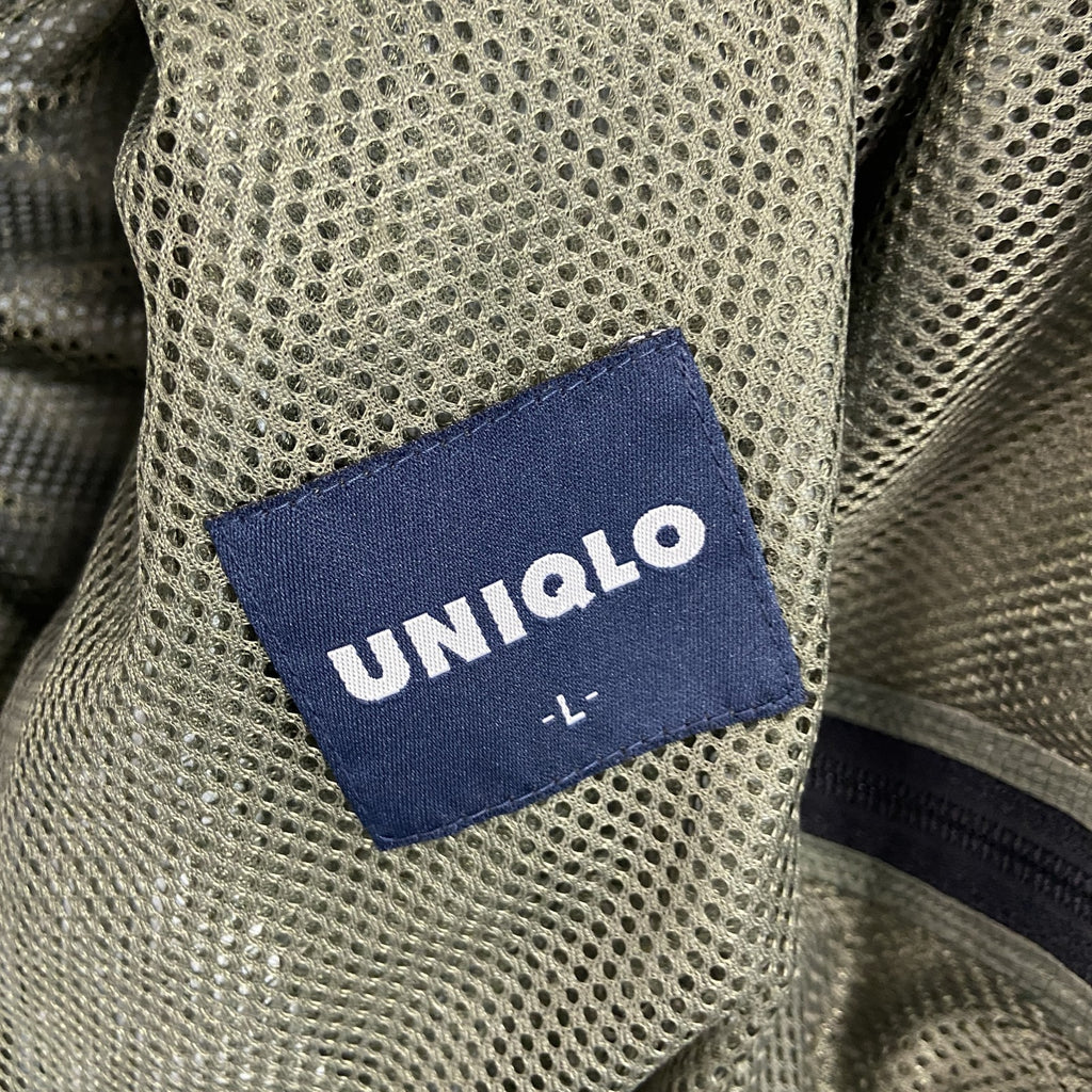 UNIQLO　ユニクロ　フルジップベスト　カーキ　Lサイズ