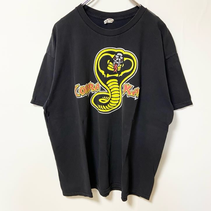 古着 used　ベストキット　COBRA KAI コブラ会　半袖ムービープリントTシャツ　映画　黒　クルーネック　XLサイズ