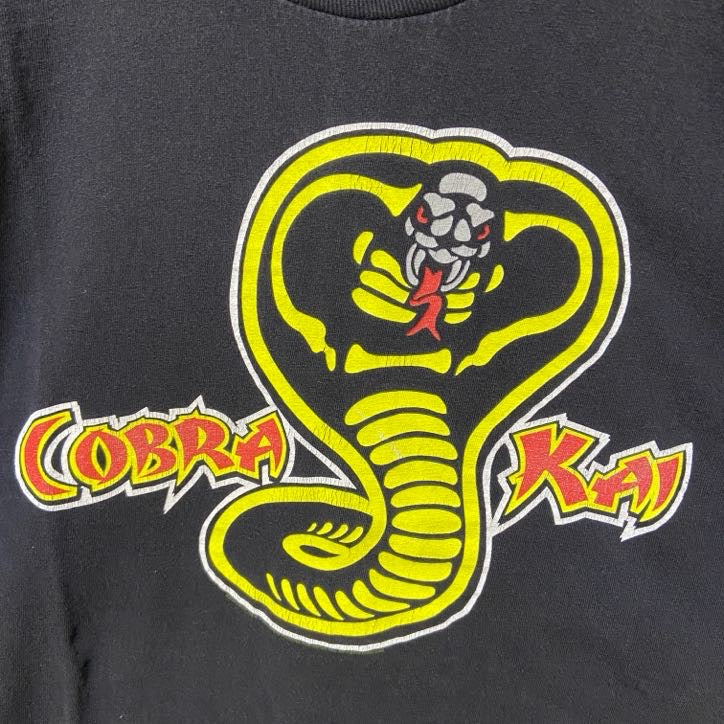 古着 used　ベストキット　COBRA KAI コブラ会　半袖ムービープリントTシャツ　映画　黒　クルーネック　XLサイズ