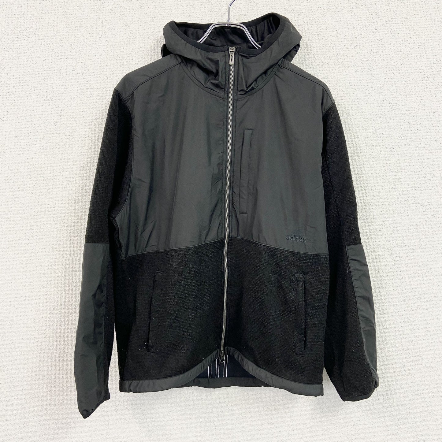 adidas　アディダス　フルジップパーカー　ジャージ　フーディー　黒　ブラック　Mサイズ