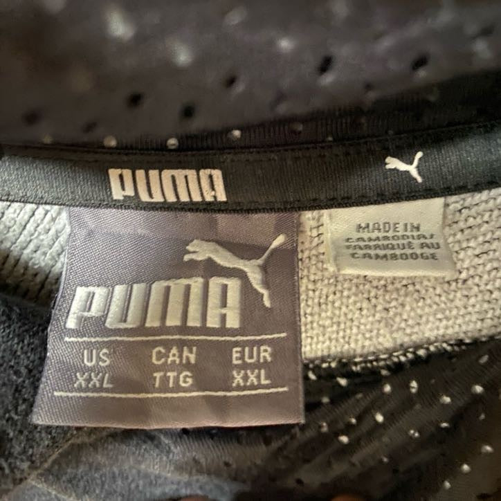 古着 used　PUMA プーマ　長袖ワンポイントロゴデザインパーカー　スウェットフーディ　グレー　前ポケット　XXLサイズ