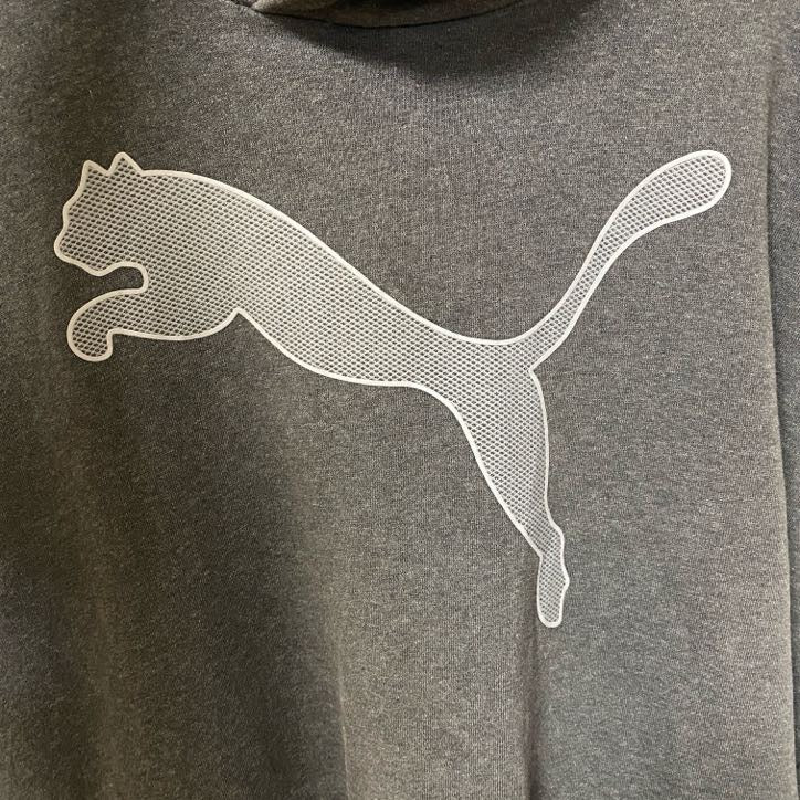 古着 used　PUMA プーマ　長袖ワンポイントロゴデザインパーカー　スウェットフーディ　グレー　前ポケット　XXLサイズ