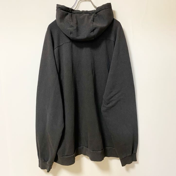 古着 used　PUMA プーマ　長袖ワンポイントロゴデザインパーカー　スウェットフーディ　グレー　前ポケット　XXLサイズ