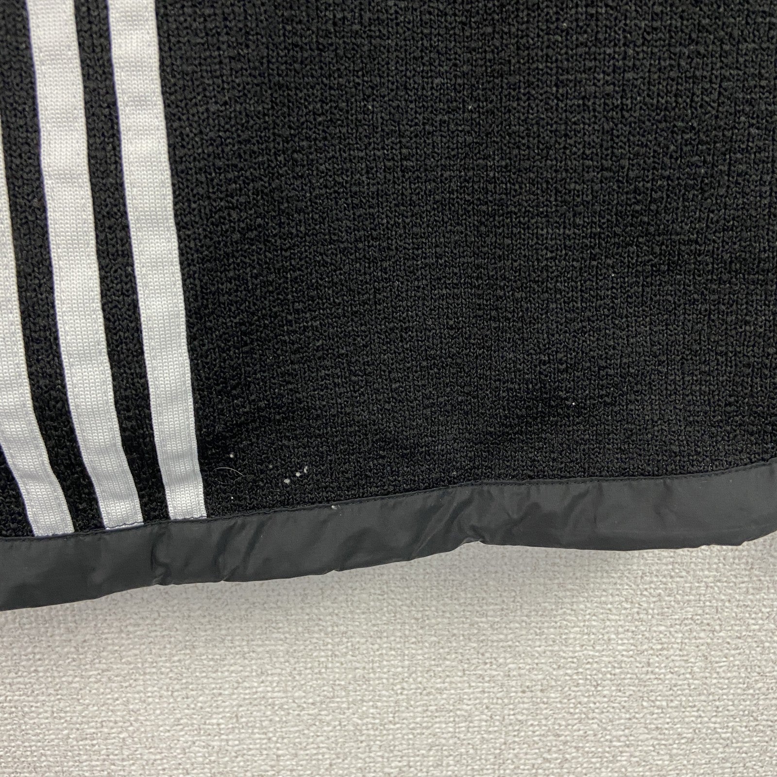 adidas　アディダス　フルジップパーカー　ジャージ　フーディー　黒　ブラック　Mサイズ