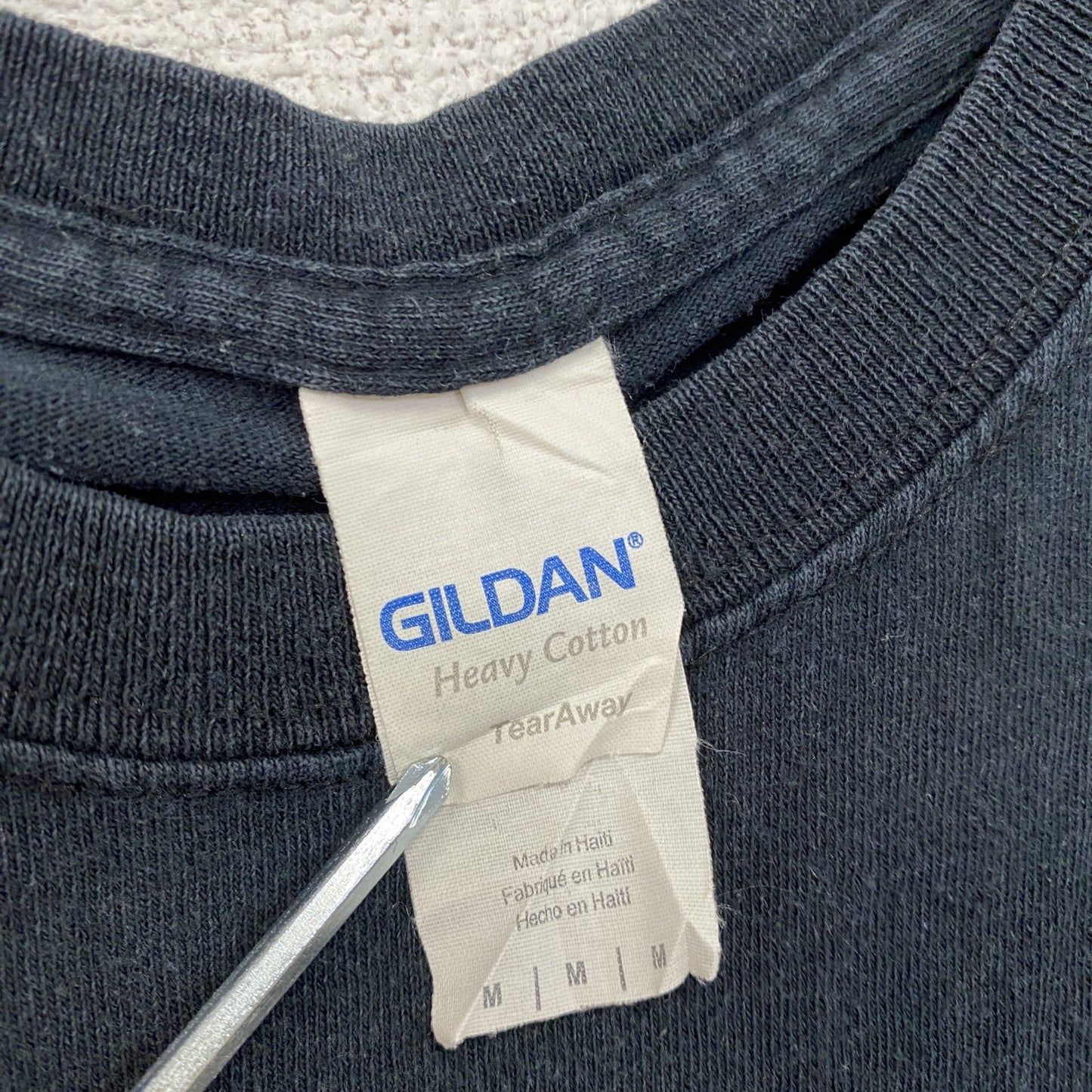 GILDAN　ギルダン　半袖プリントTシャツ　黒　ブラック　Mサイズ