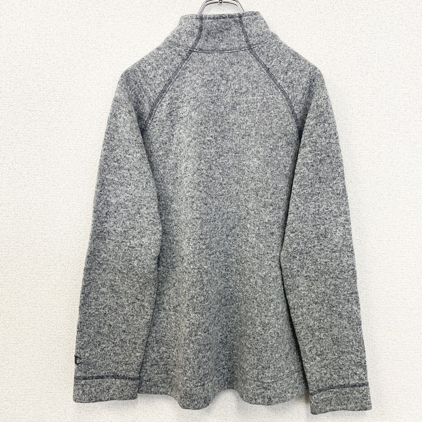 古着 used　Champion　チャンピオン　長袖ハーフジップスウェット　ハイネックトレーナー　ポイント刺繍　グレー　Mサイズ