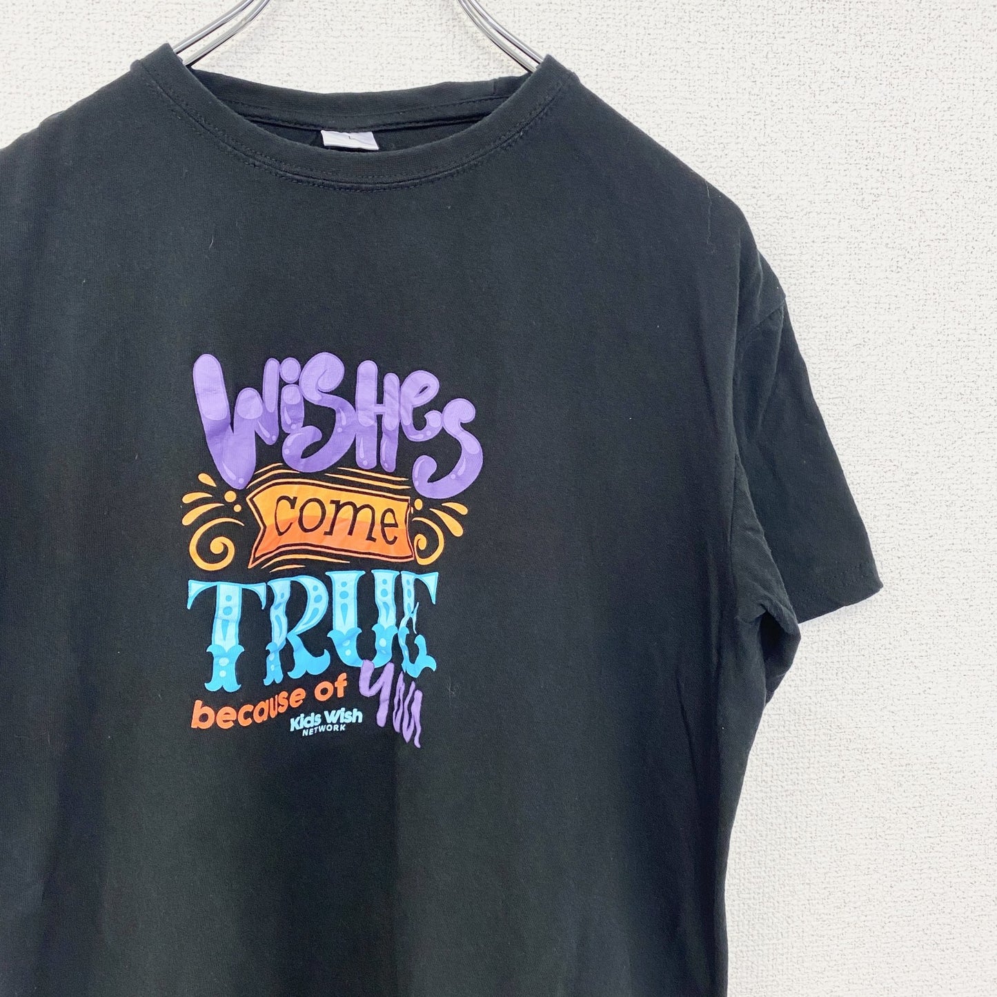 古着 used　ノーブランド　半袖プリントTシャツ　カラフル文字デザイン　クルーネック　黒　ブラック　レトロ　Lサイズ　