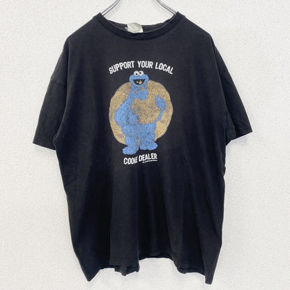 古着 used　B&C ビー&シー　半袖デザインプリントTシャツ　セサミストリート　クッキーモンスター　カジュアル　黒　Lサイズ