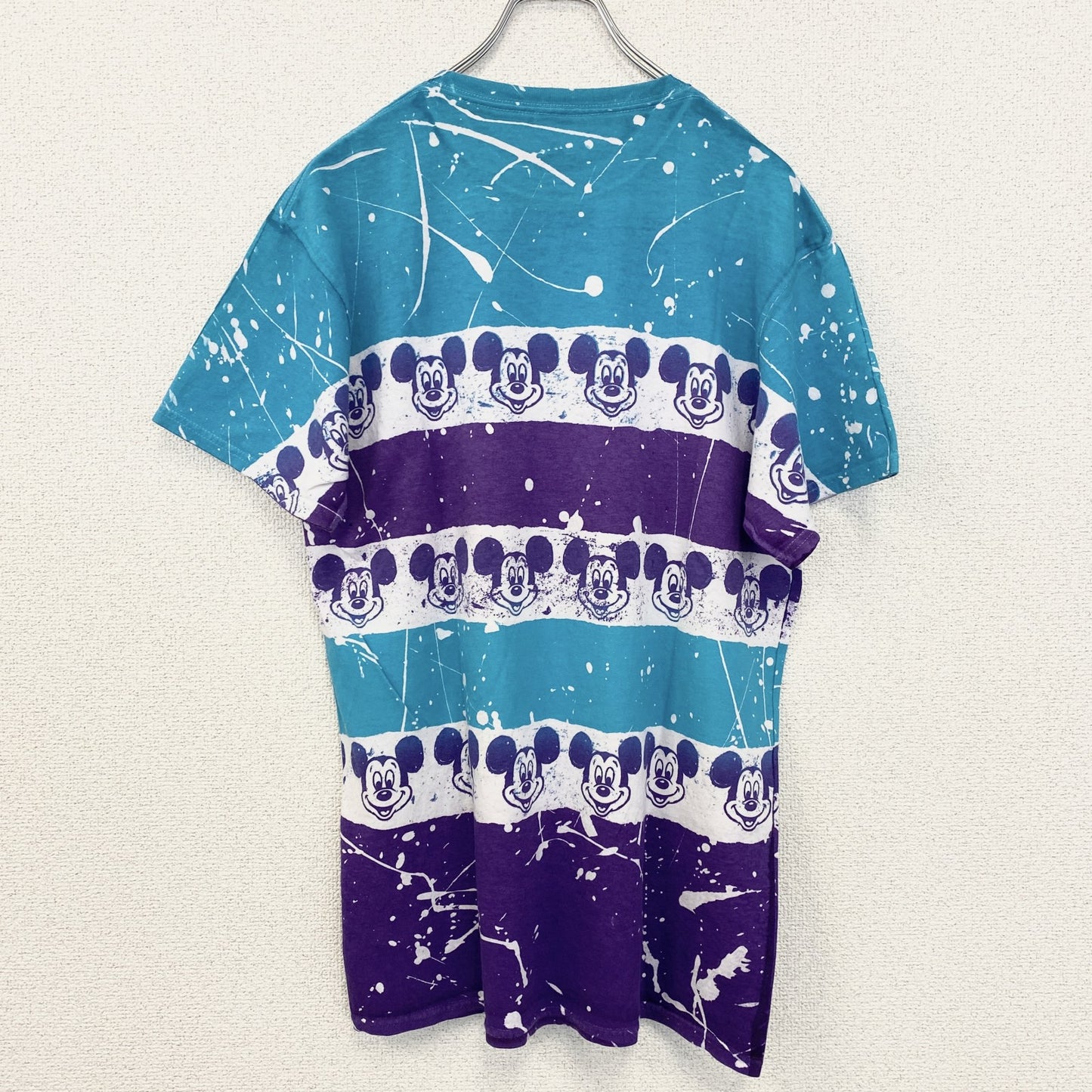 古着 used　Disney　ディズニー　半袖公式キャラクタープリントTシャツ　Mickey　ミッキーマウス　水色　紫　Mサイズ