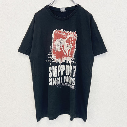 古着 used　B&C ビー&シー　半袖ダメージプリントTシャツ　カジュアル　黒　ブラック　クルーネック　レトロデザイン　Lサイズ