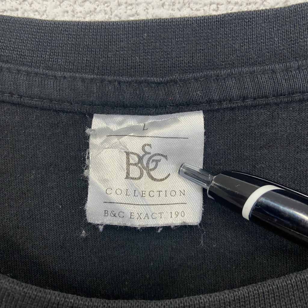 古着 used　B&C ビー&シー　半袖ダメージプリントTシャツ　カジュアル　黒　ブラック　クルーネック　レトロデザイン　Lサイズ